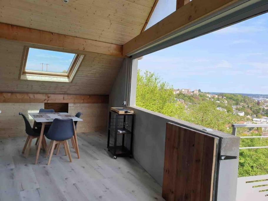 Appart' Terrasse Vue Exceptionnelle 1Er Etage Montbéliard Exterior foto