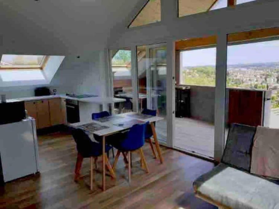 Appart' Terrasse Vue Exceptionnelle 1Er Etage Montbéliard Exterior foto