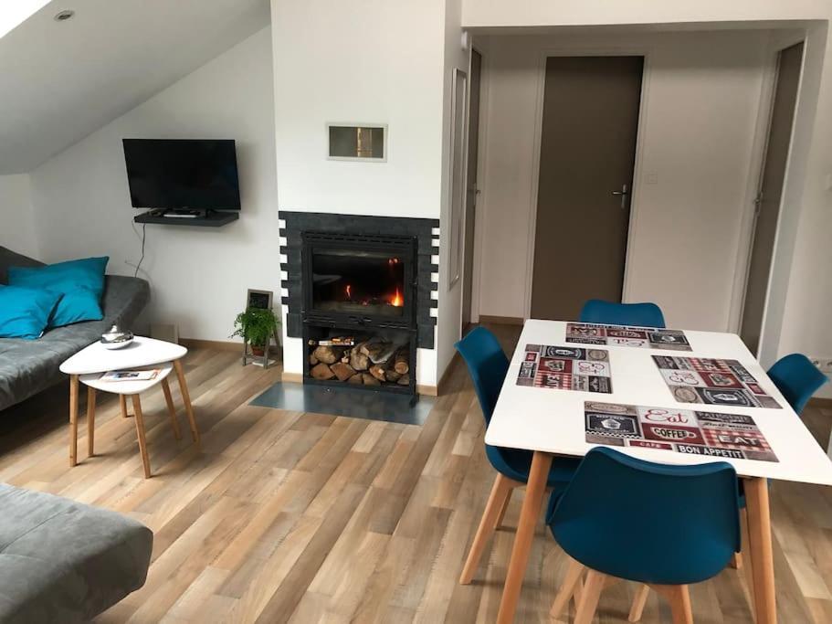 Appart' Terrasse Vue Exceptionnelle 1Er Etage Montbéliard Exterior foto